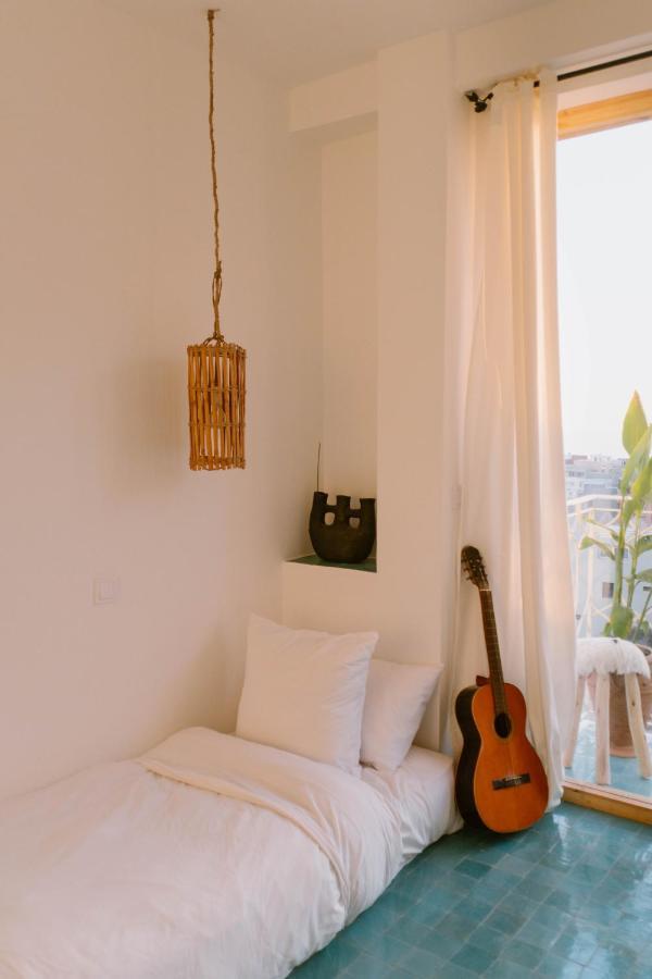Blue Waves Boutique Hostel Tamraght Экстерьер фото