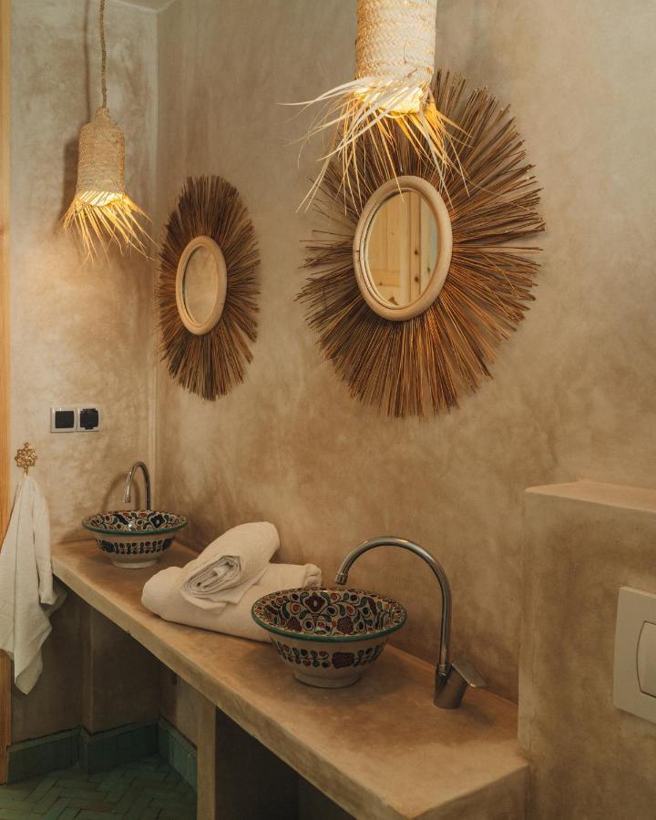 Blue Waves Boutique Hostel Tamraght Экстерьер фото
