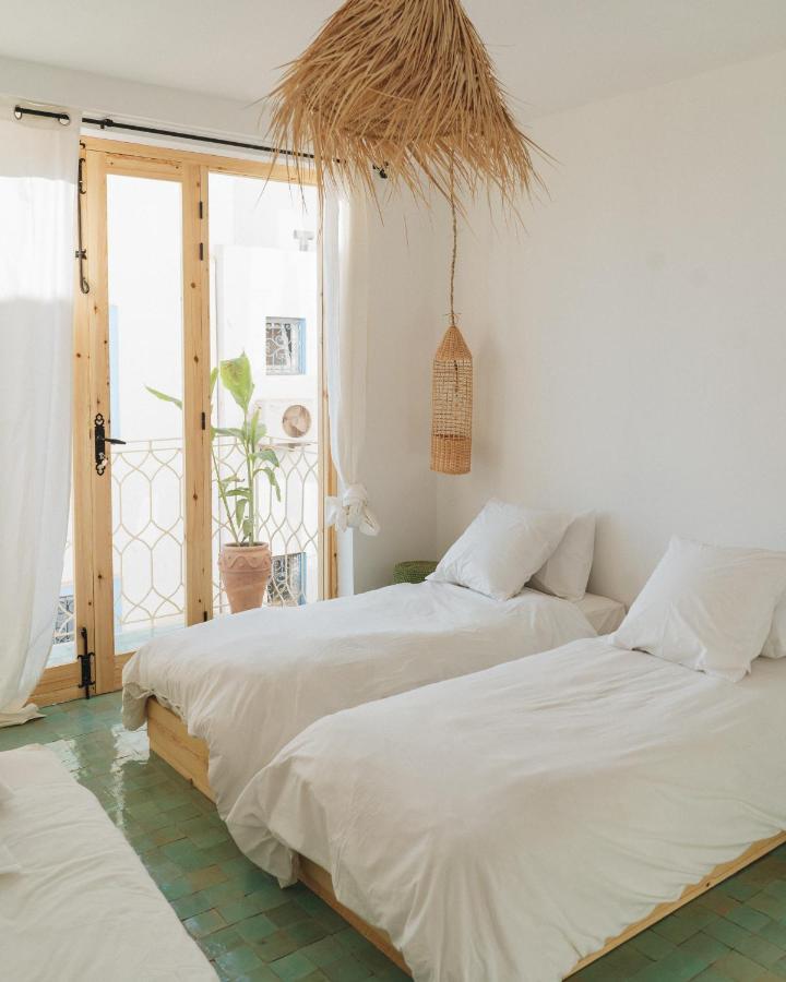 Blue Waves Boutique Hostel Tamraght Экстерьер фото