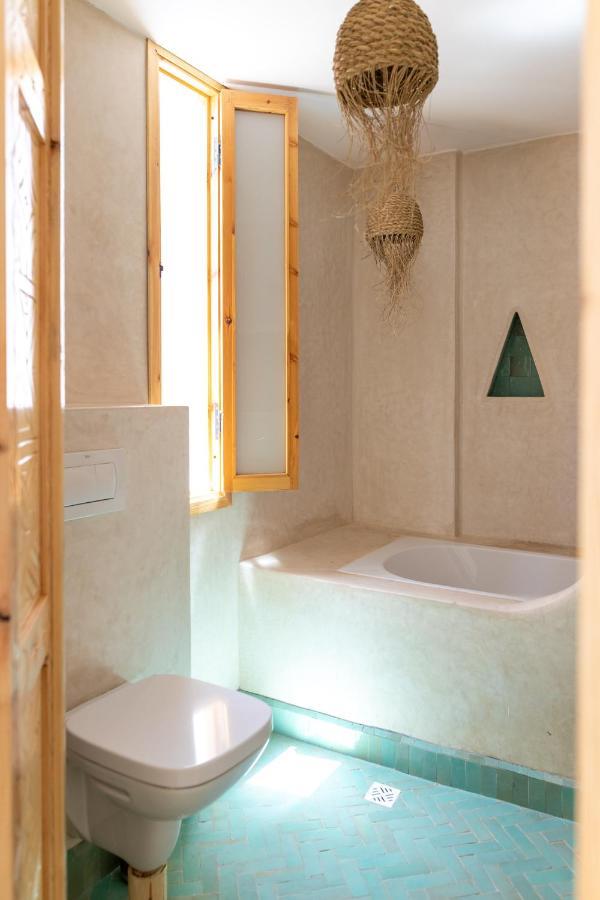 Blue Waves Boutique Hostel Tamraght Экстерьер фото