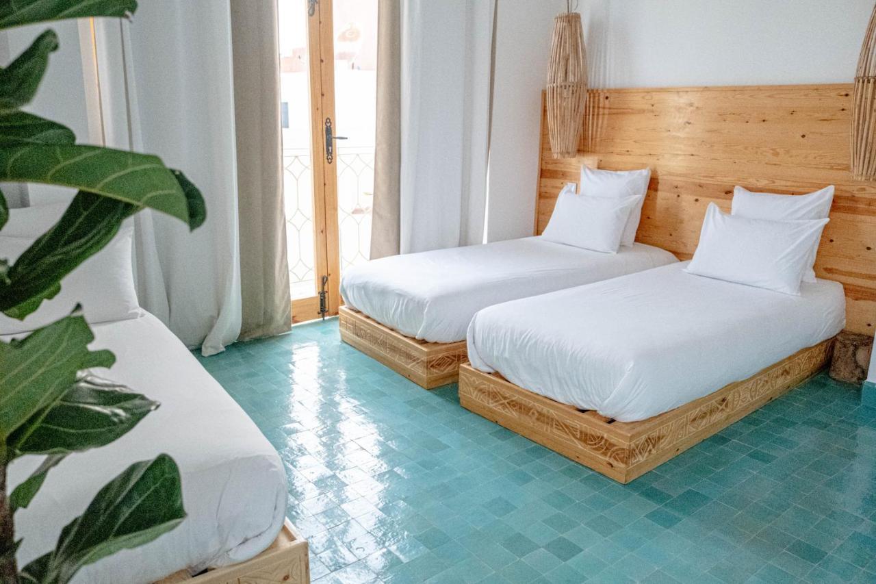 Blue Waves Boutique Hostel Tamraght Экстерьер фото